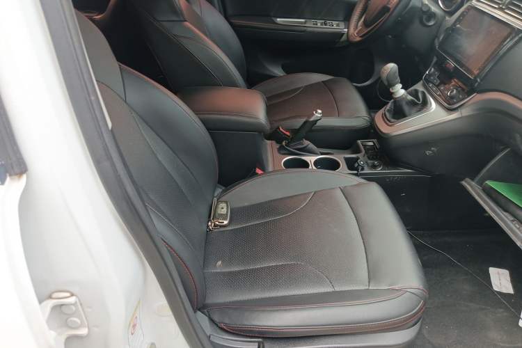 Used Haval H6 2017 Blue Label Sport Edition 1.5T Manual Two-Wheel Drive Elite Model Right Front Seat