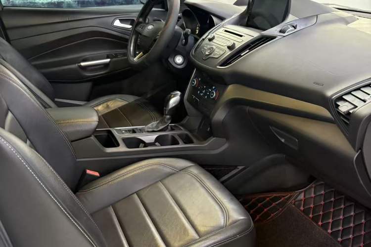 Used Ford Kuga 2018 EcoBoost 180 Two-Wheel-Drive Platinum Edition