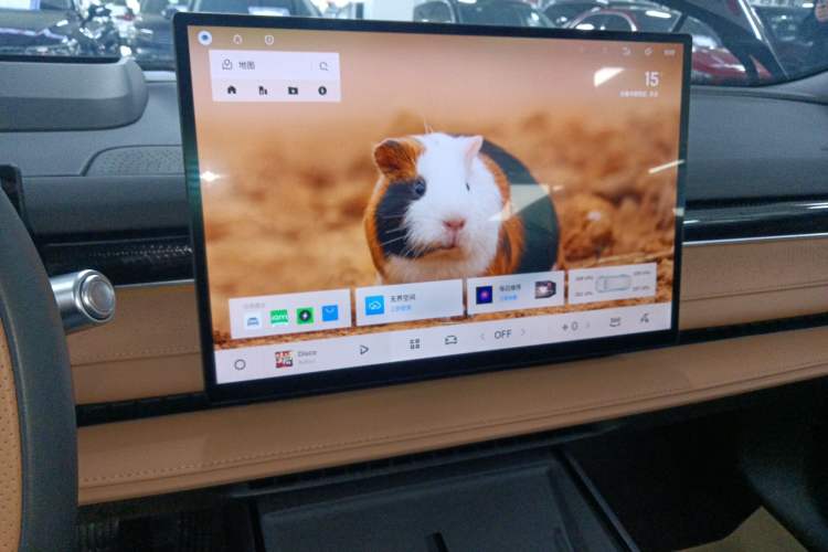 Used Geely Galaxy 8 2025 130km EM-P Starship Edition Audio And AC Panel