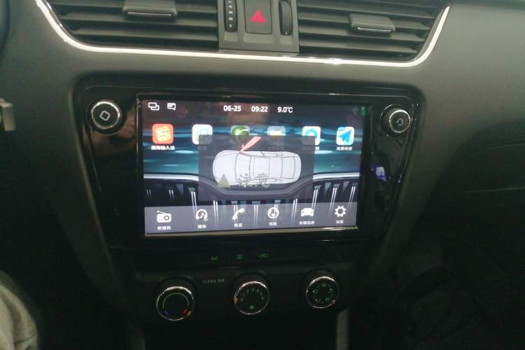 Used Skoda Octavia 2018 1.6L Automatic Comfort Edition
