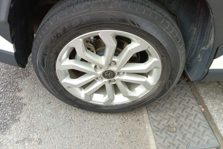 Used Toyota FRONTLANDER 2022 2.0L CVT Leading Edition