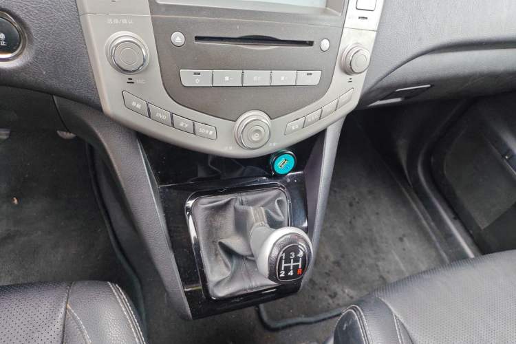 Used BYD S6 2013 Platinum Edition 2.0L Manual Luxury Model