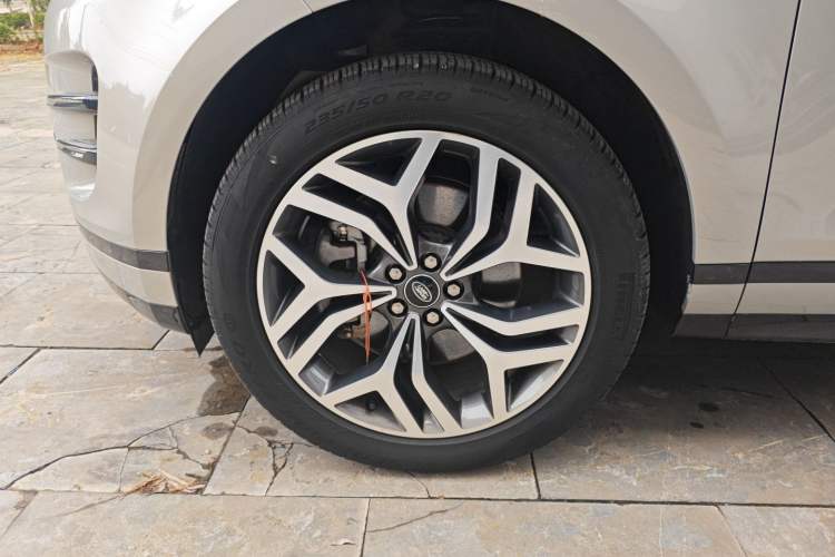 Used Land Rover Range Rover Evoque New Energy 2023 Aurora L P300e Plug-in Hybrid Electric Version