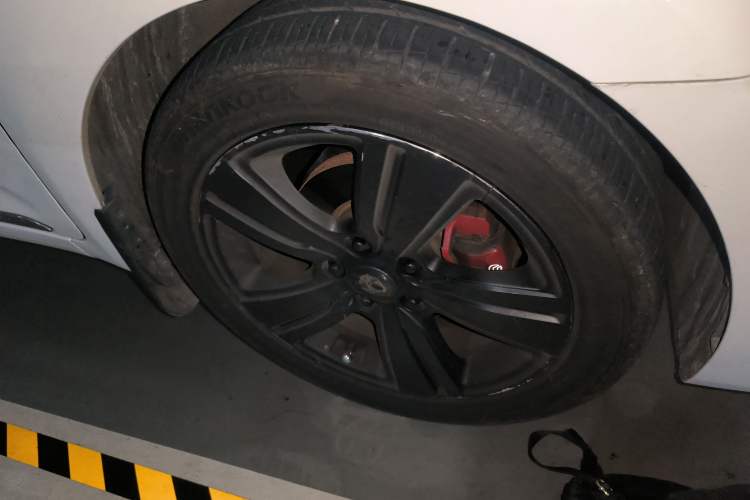 Used Kia K4 2017 1.8L Automatic GL Right Front Wheel Hub