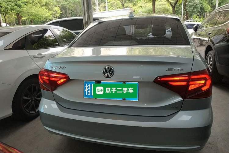 Used Volkswagen Jetta 2017 1.5L Automatic Fashion Model