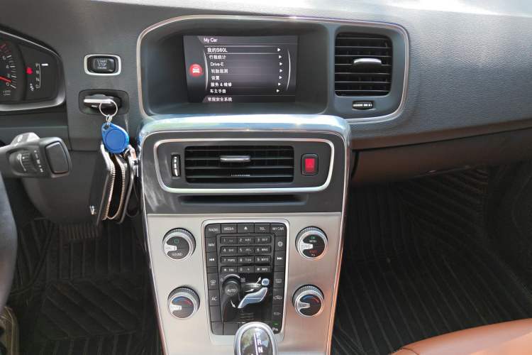 Used Volvo S60 2019 S60L Facelift T5 Intelligent Advanced Edition
