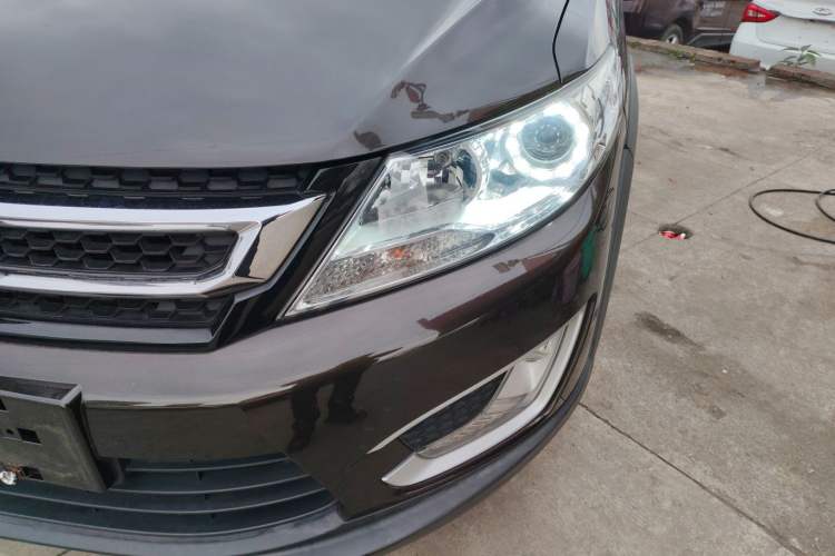 Used Dongfeng Aeolus AX3 2016 1.5L Manual ZhiKu Model
