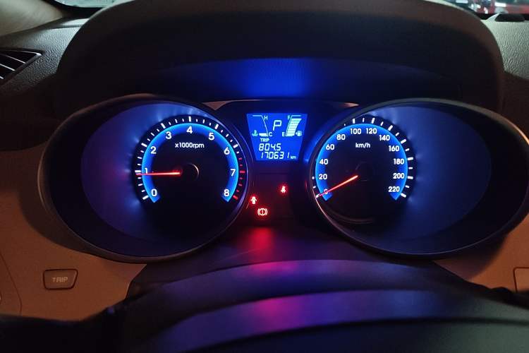 Used Hyundai ix35 2013 2.0L Automatic Two-Wheel Drive Smart GLS China IV Standard