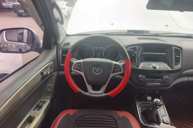 Used Foton Tunland 2015 2.8T S-Series Diesel 4x4 Elite Edition Low-Roof ISF2.8