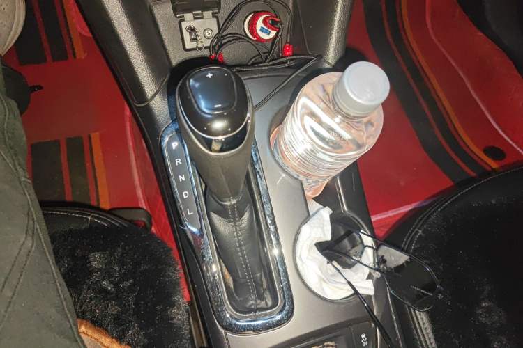 Used Chevrolet Cruze 2018 Revised Version 320 Automatic Pioneer Edition Gear Lever