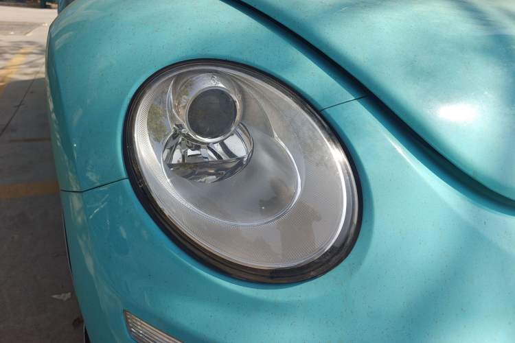 Used Volkswagen Beetle 2010 1.6 AT
