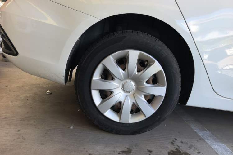 Used Roewe Ei5 2018 Government Procurement Version Right Rear Wheel Hub