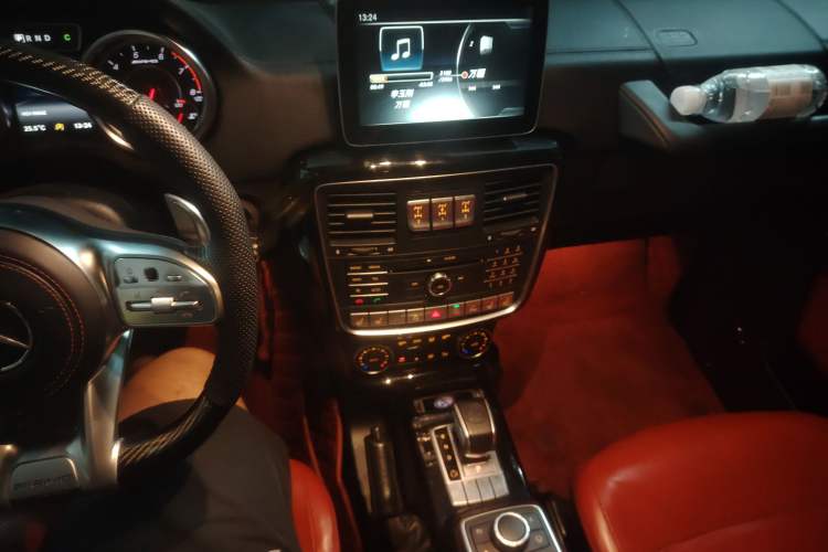 Used Mercedes-Benz G-Class AMG 2016 AMG G 63 Audio And AC Panel