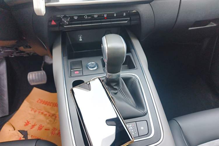 Used Citroen C5 AIRCROSS 2017 350THP Fashion Edition Gear Lever