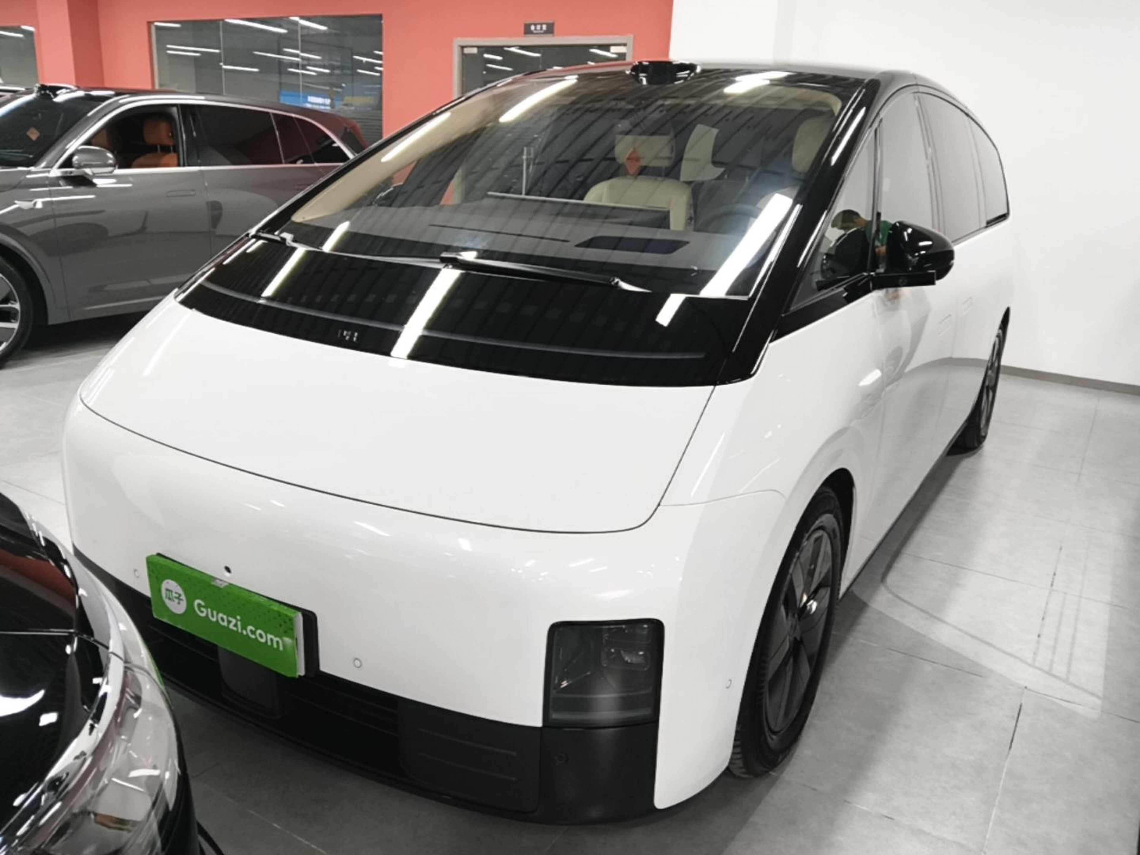 Sous le capot