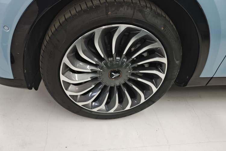 Used VOYAH FREE 2021 Four-Wheel Drive Extended-Range First-Edition Commemorative Model
