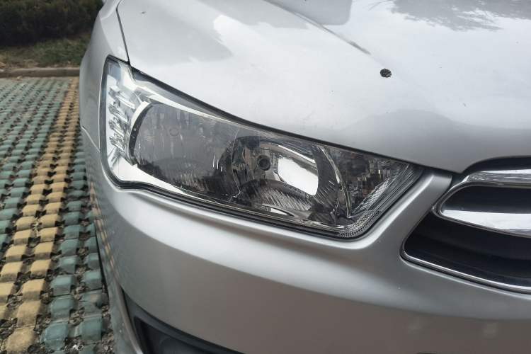 Used Citroen C-Quatre 2013 Sedan 1.6L Manual - Prestige Model Right Front Headlight