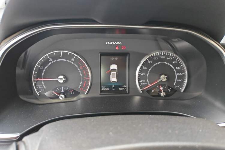 Used Haval H6 2017 Red Label 2.0T Automatic Two-Wheel Drive ZhiShang Model
