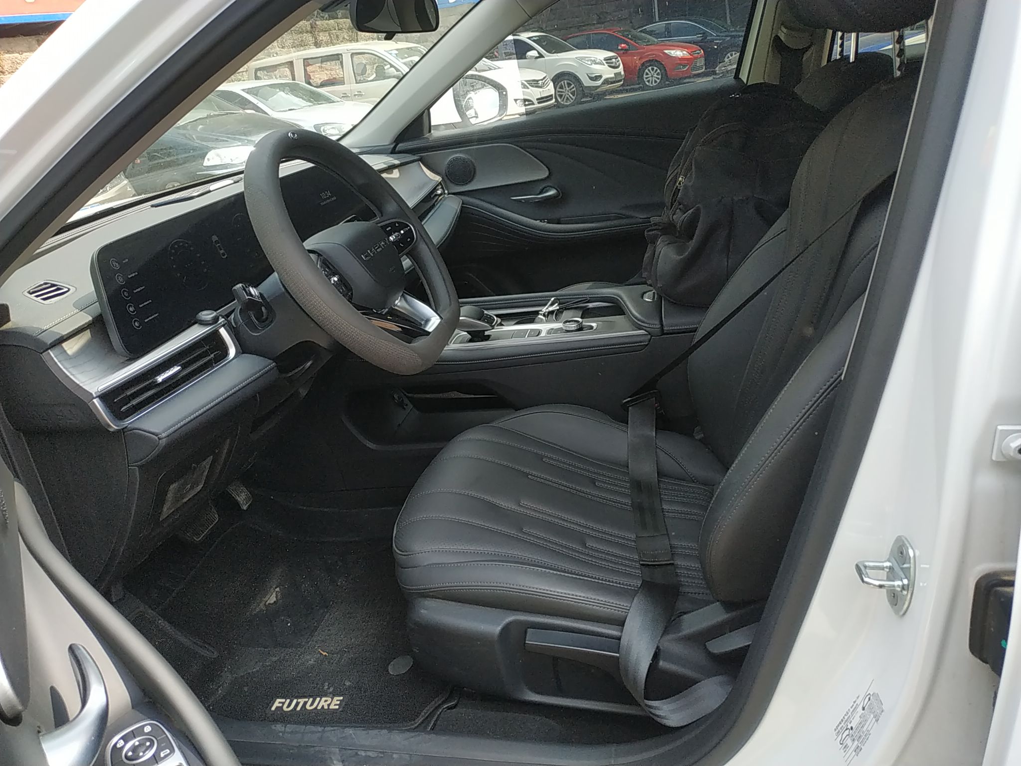 Переднее сиденье в автомобиле