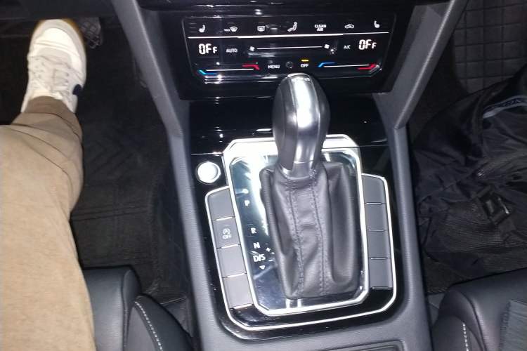 Used Volkswagen Magotan 2020 330TSI DSG Leading Model