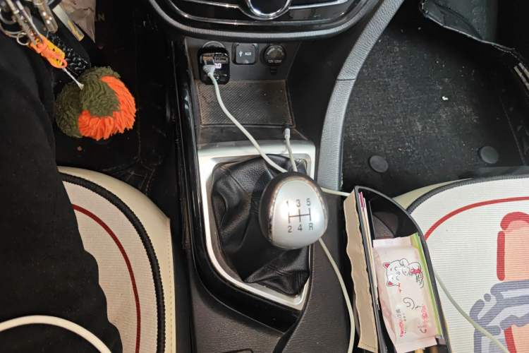 Used Changan Alsvin V7 2015 1.6L Manual Enjoyment Model China IV Standard