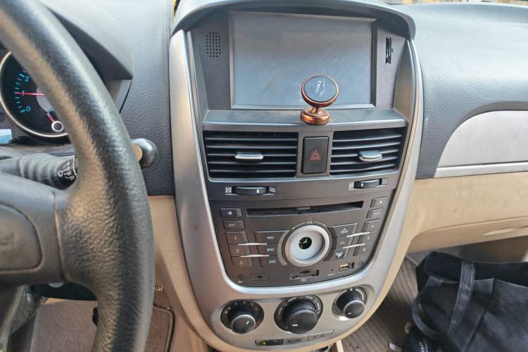 Used Buick Excelle 2013 1.5L Automatic Classic Model
