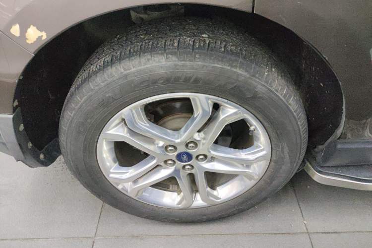 Used Ford Edge 2016 EcoBoost 245 Two-Wheel-Drive Titanium 7-Seater
