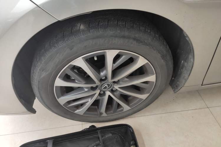 Used Lexus ES 2022 200 Excellence Edition