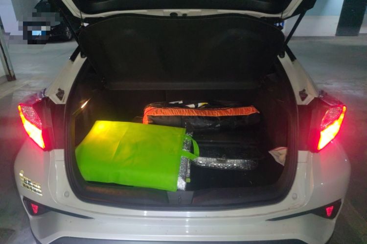 Used Toyota IZOA 2020 2.0L Enjoy Edition Trunk