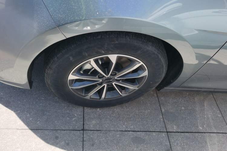 Used BYD Destroyer 05 2024 HONOR Edition DM-i 55KM Luxury Model Left Front Wheel Hub