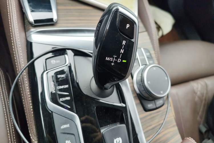 Used BMW 5 Series New Energy 2020 Mileage Upgrade Version 530Le Pioneer Edition