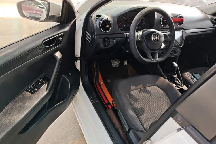 Used Volkswagen Jetta 2017 1.5L Automatic Fashion Model Driver Seat