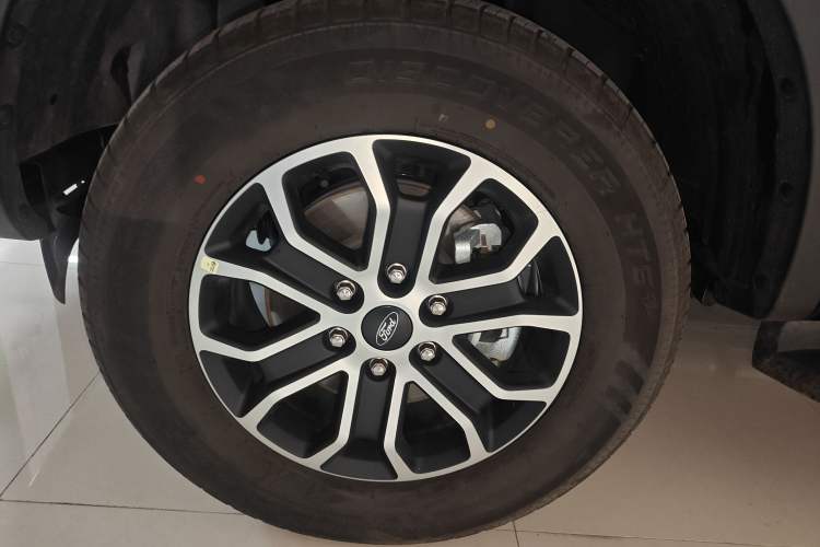 Used Ford Ranger 2023 Trailblazer 4x4 Automatic Version – Gasoline
