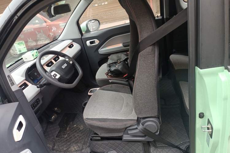 Used Chery QQ Ice Cream 2022 120km Conical Shape Lithium Iron Phosphate