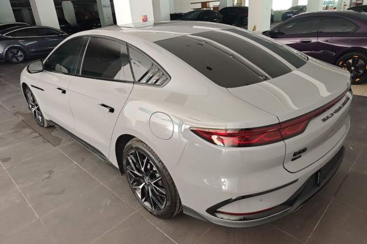 Used BYD Han 2025 DM-i 125KM Prestige Model
