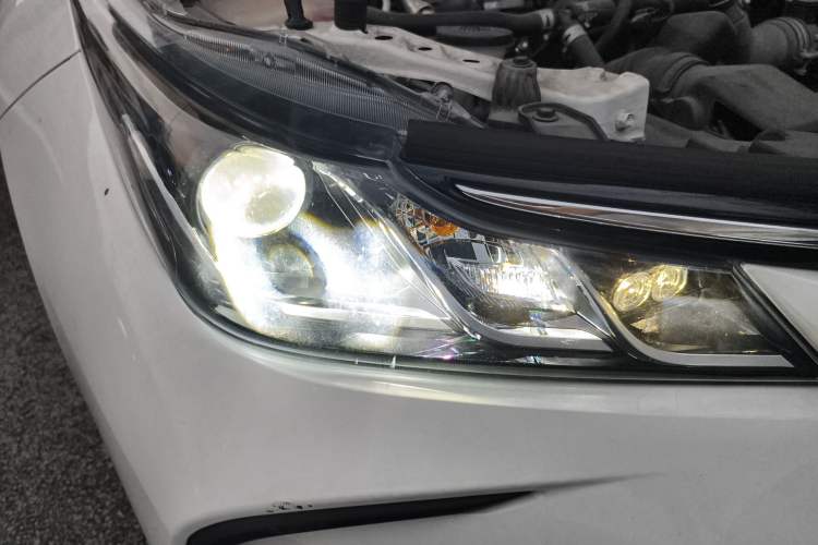 Used Toyota Corolla 2021 Dual-Motor 1.8L E-CVT Elite Edition