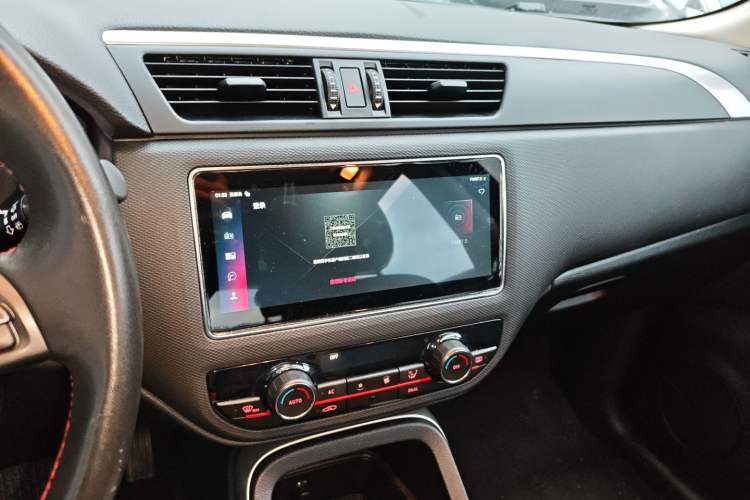 Used Qoros 5 2019 Qoros 5S 1.6 TGDI Leading Model
