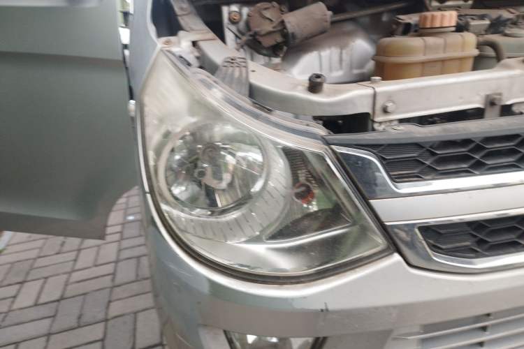Used Wuling Zhiguang  Right Front Headlight