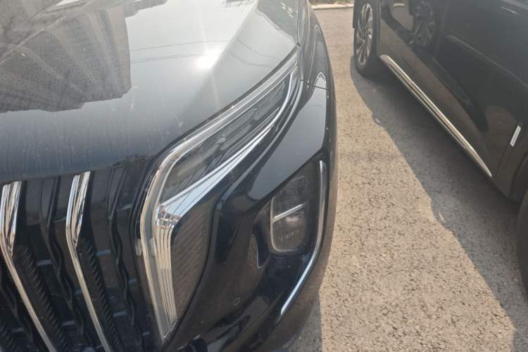 Used Hongqi HS7 PHEV 2024 2.0T PHEV Four-Wheel Drive Flagship Edition 7 Seats
