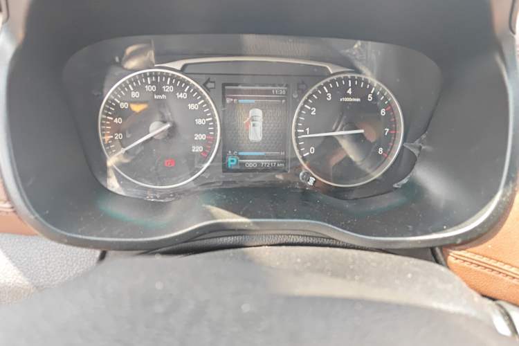 Used SWM X7 2017 1.5T Automatic Smart Enjoyment Version 7 Seats Odometer Close Up