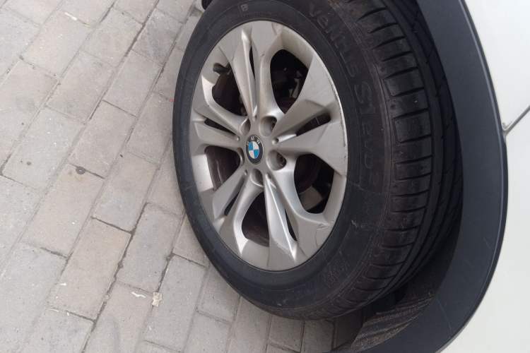 Used BMW X1 2016 sDrive18Li Premium Edition
