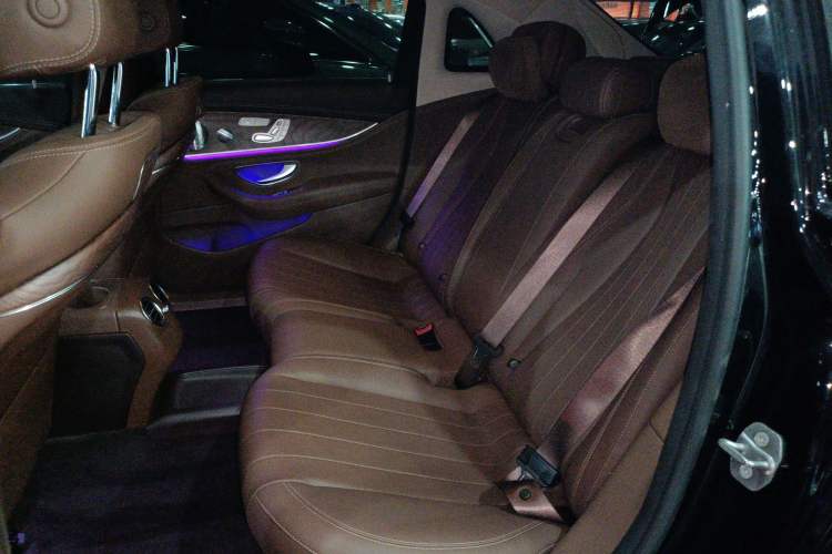 Used Mercedes-Benz E-Class 2019 Restyled E 300 L Luxury Edition
