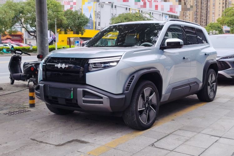 Used Formula Leopard Titanium 3 2025 501 km All-Wheel Drive Intelligent Driving Max Edition