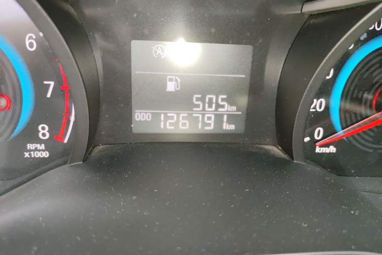 Used Chevrolet Cavalier 2018 320 Manual Enjoyment Edition Odometer Close Up