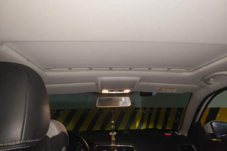 Used Volkswagen Lavida 2017 1.6L Automatic Comfort Edition
