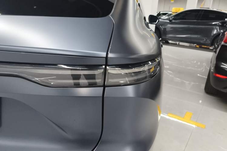 Used Nio EC7 2023 100kWh First Edition Right Rear Taillight