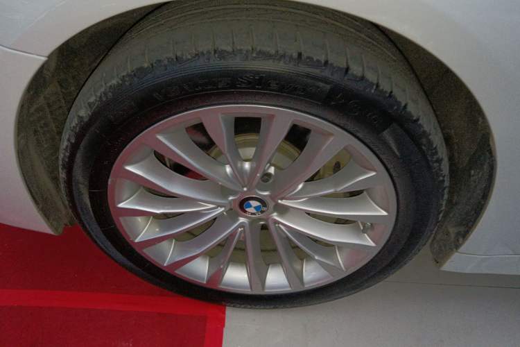 Used BMW 5 Series 2019 Facelifted 530Li Leading Edition Luxury Package