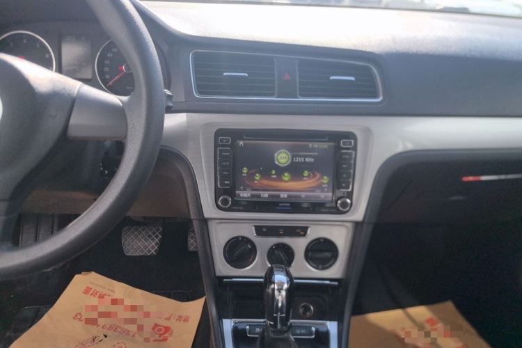 Used Volkswagen Gran Lavida 2013 1.6L Automatic Comfort Model
