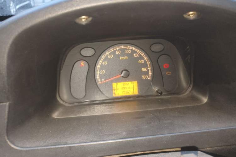 Used Wuling Zhiguang 2015 1.2L Practical LS-I Model