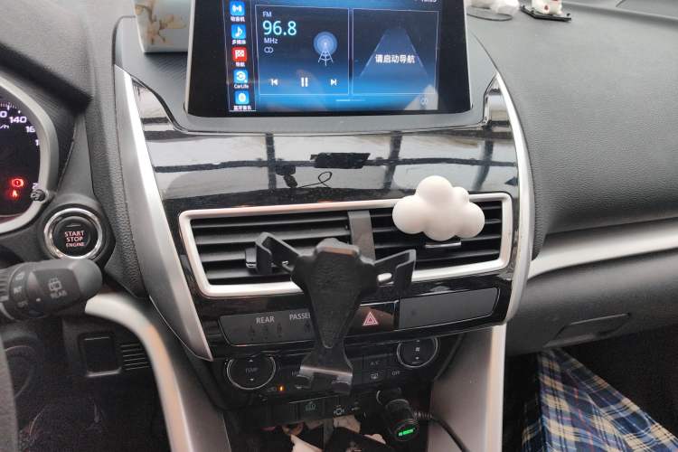 Used Mitsubishi Eclipse Cross 2019 1.5T CVT Two-Wheel Drive Dream Edition China VI Standard